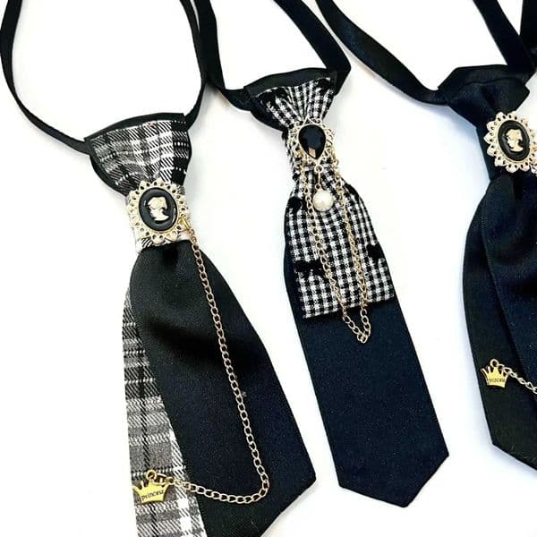 Neck Tie Retro Small black designer tie Bow Mens College Style Suit Shirt Sweater Accessories Handmade Ribbon Rhinestone Collar Luxury