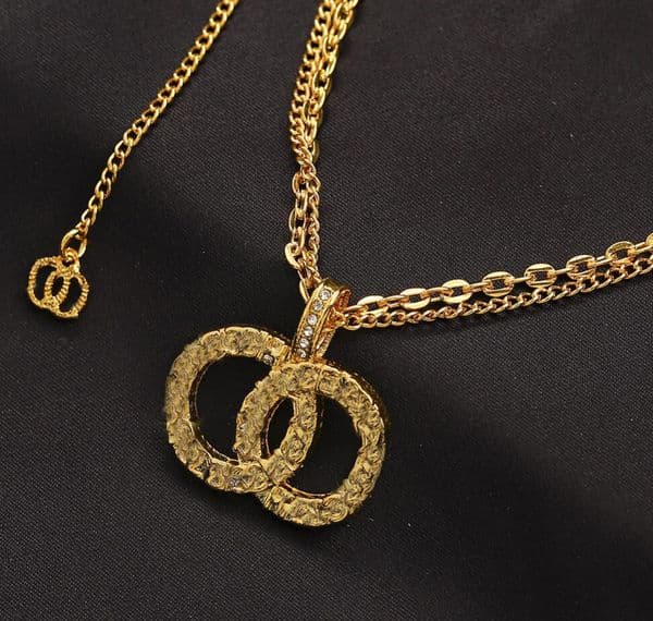 New 4 style classic styles Luxury Designer Necklace Women's pendant Chain Jewelry Adjustable Fashion Wedding Party