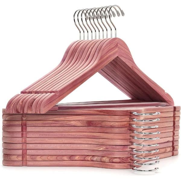 Amber Home American Red Cedar Hanger 30 Pack Smooth Finish Wooden Coat Used for Suits and Aromatic Clothing 241008