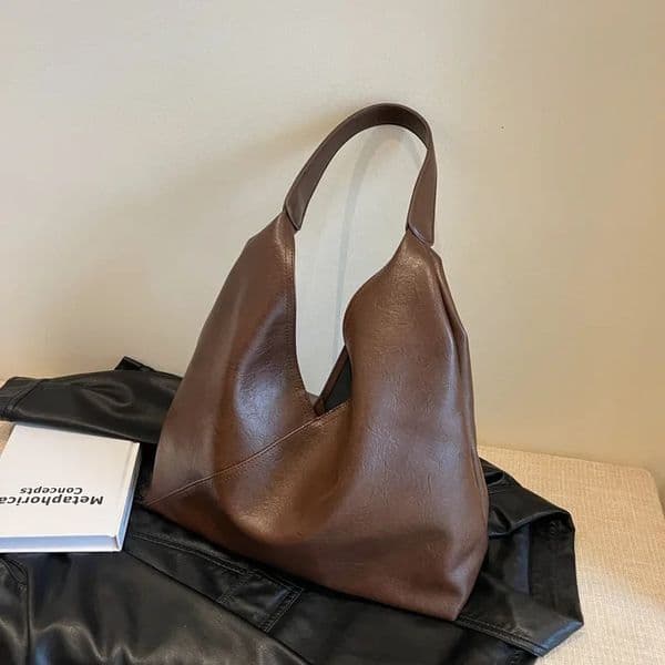 Fashion Womens Leather Shoulder Bag Tend Womens Simple Large Underarm Stray Bag Handbag and Wallet Handbag 241008
