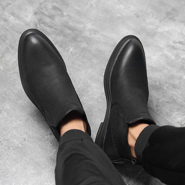 Martin Boot Large Workwear Pointed Leather Shoe Cover Ankle Boots Versatile Mens Boots Short Boots Model Fashion Boots 240927