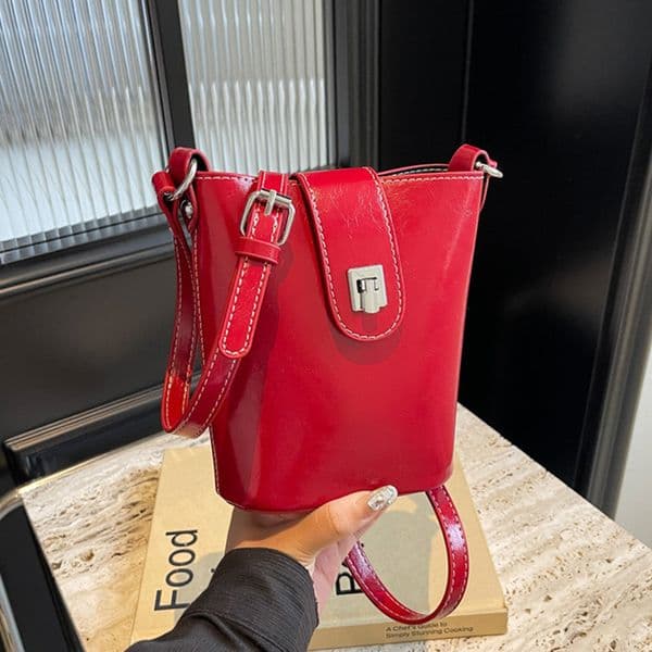 Popular shiny soft leather phone for women new versatile crossbody bag, casual and fashionable mini bucket bag