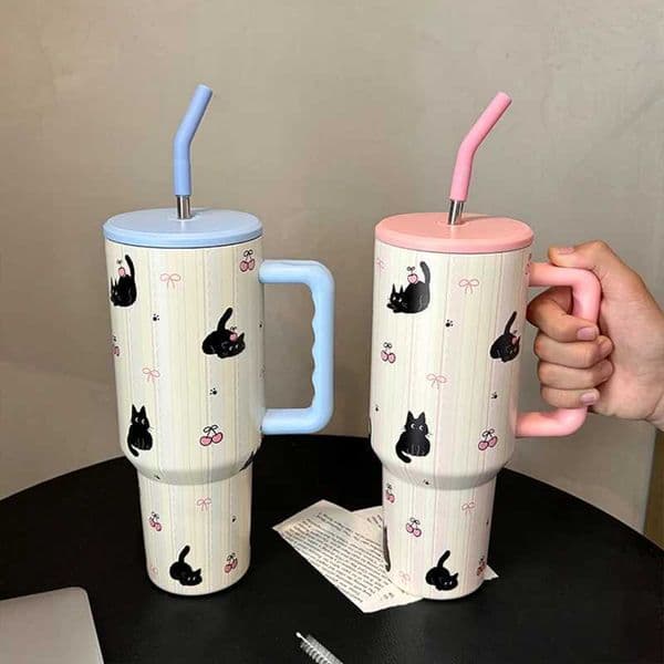 New Arrival Kawaii Cat stainless steel vacuum insulated drum with straw cover used for water ice tea coffee juice large car hot cup 1200ml M241022