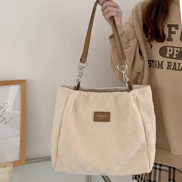 Large Capacity Bag Female 2024 New Niche Class Commuting Bag Handbag Shoulder Tote Bags