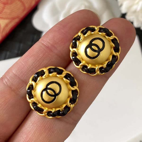 Never Fading Round Designer Ear Stud Earrings Pearl Real Gold Brass Copper Stamp Letter Earring Fashion Womens Elegance Wedding Party Jewelry cessories J260330