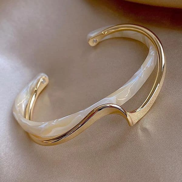 White Shellfish Bracelets Board Bend Metal Bangles Hand Geometric C shaped Opening Jewelry Gifts 241028