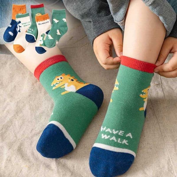 5 pairs of cartoon dinosaur childrens socks autumn and winter new cotton animal pattern mixed leisure tube socks W241030