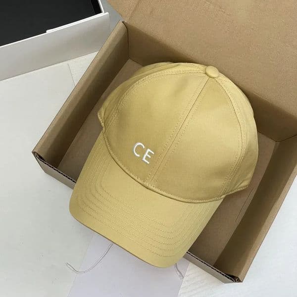 Baseball Hat Men's Or Women's One Size Fits All Adjustable Pure Cotton Twill Fabric For Faily Or Outdoor Sports Wear