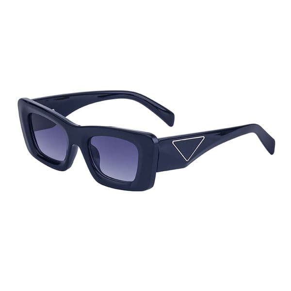 Luxury Designer Men's and Women's Outdoor Beach Sunglasses Small frame Fashion quality Multiple color options strap box 66 A