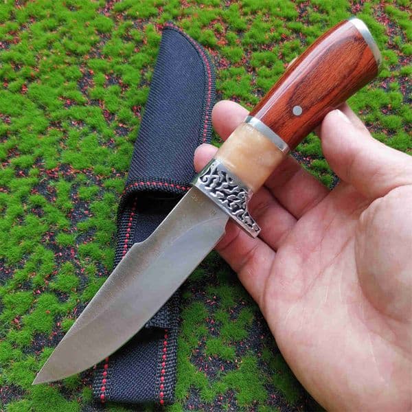 Fixed Blade Knives Tactical Straight Knives Outdoor Camping High Hardness 8Cr15 Steel Blade Wooden Handle Survival Hunting Knife