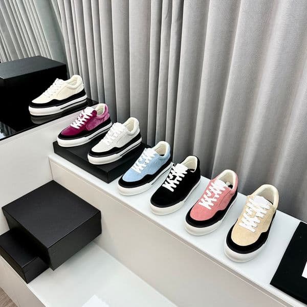 Velvet Suede Calfskin Leather Sneakers Low Top Flat Women's Athletic Shoes Lace up designers Fashion Sports Ivory Pink Blue Black trainers Casual Factory footwear