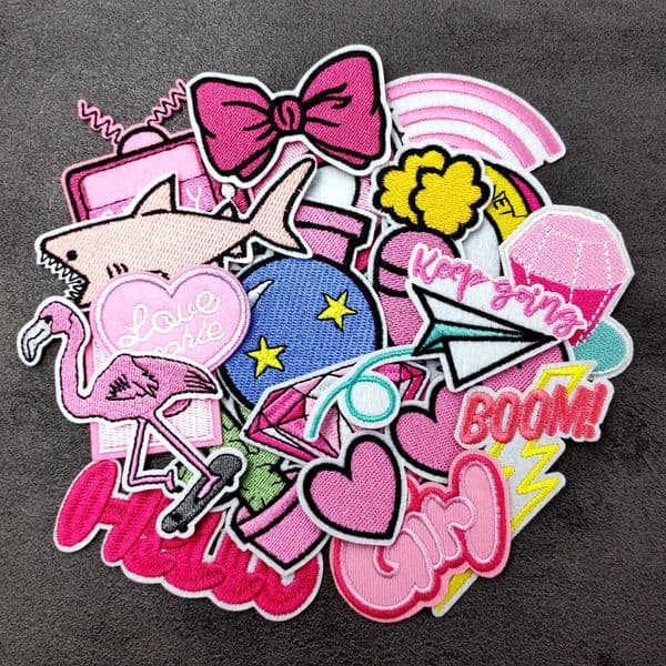 Other Home Garden 20Pcs Lot Pink Heart Carrot Flamingo Girl Patches Embroidery Applique Ironing Clothing Sewing Supplies Decorative Badges Pig 230105