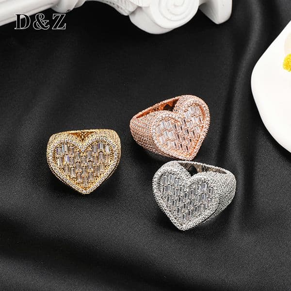 Wedding Rings D Z Baguette Heart Prong Ring Iced Out CZ Stones Gold Color Personalised Fashion Jewelry Engagement Gift For Wo 230808