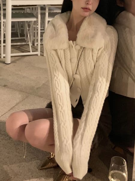 Women's Knits Tees Winter Vintage Knitted Sweater Women Korean Fashion Fur Slim Cardigan Female Long Sleeve Casual Warm Y2K Short Sweater Coat 230816
