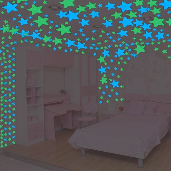 Wall Stickers 100pcs Fluorescent Glow in the Dark Stars for Kids Rooms Decoration Livingroom Baby Bedroom Ceiling Home Decor 230829