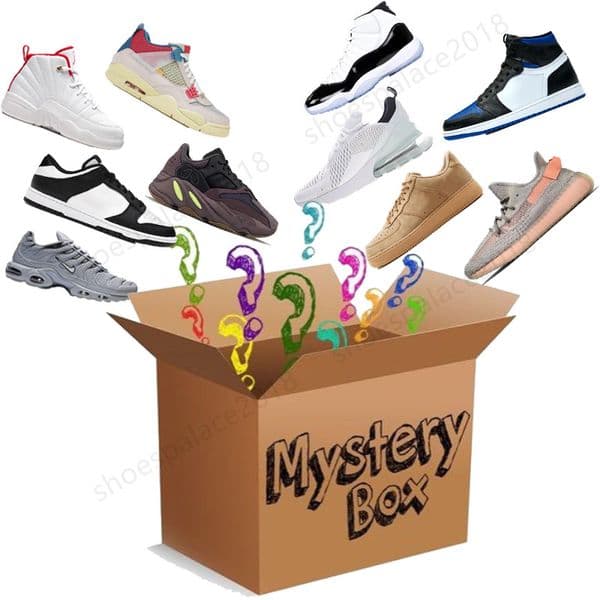 On Clearance Big Save and Stock Luxury Sample Casual Shoes Women Men White Sneakers Mens Daily Lifestyle Skateboarding Shoe Trendy Platform Walking Trainers