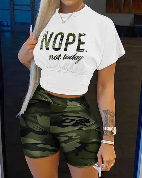 Women's Two Piece Pants Casual Two Pieces Set Women Letter Print Short Sleeve Crop Corset T-shirt and Shorts Set Lady Clothing 230303