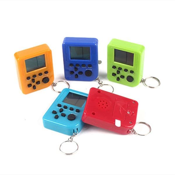 Mini Handheld Portable Game Players Retro Game Box Keychain 26 In 1 Games Controller Host Mini Video Game Console Key Hanging Toy DHL Fast
