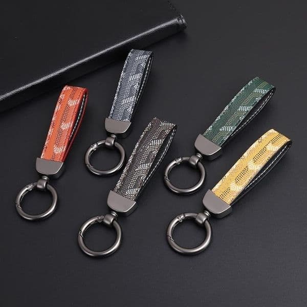 Designers 2024 Fashion Lover Keychains rings Blue Red Lanyards for ring Luxury Designer Brand Key Chain Green Men Car Keyring Women Buckle Keychain Bags Pendant 01