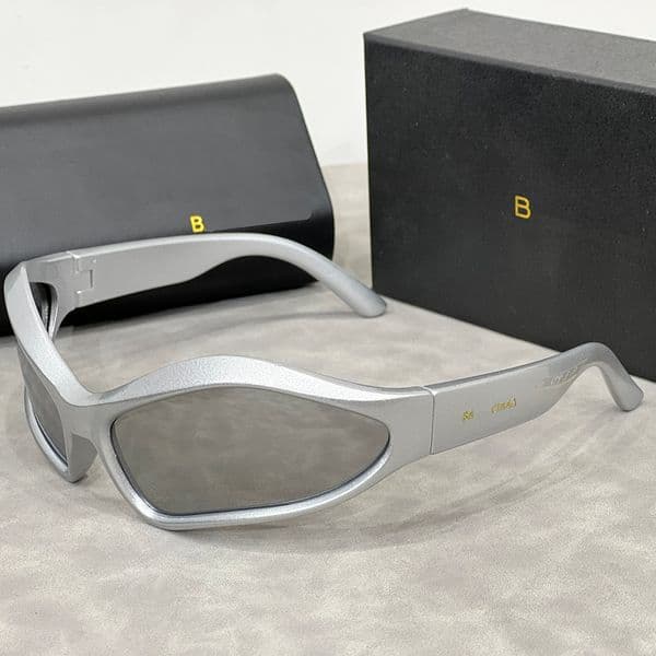 Designer sunglasses sunglasses for women luxury sunglasses letter UV400 manifold cycle design versatile beach travel wear sunglasses gift box 7 Colour very nice