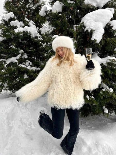 Women's Fur Faux Fur Fake Mongolian Sheepskin Winter Jacket Women Elegant Comfortable Fluffy Faux Fur Coats Women White Faux Sheep Fur Jackets T231223
