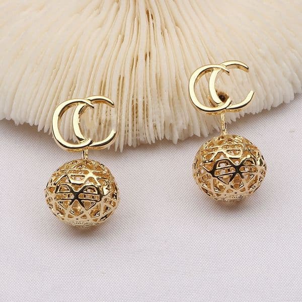 Plated 925 Silver Luxury Brand Designers Letters Stud Geometric Famous Women Round Crystal Rhinestone Earring Wedding perty Jewerlry Circular Diamond ruby 8211