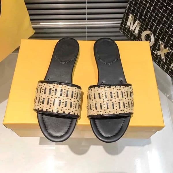 2023 New Sandals Leather Summer Slippers Women Shoes Shaped Heel Fashion Sexy Alphabet Cloth Webbing Pointed Toe Shoes versatile