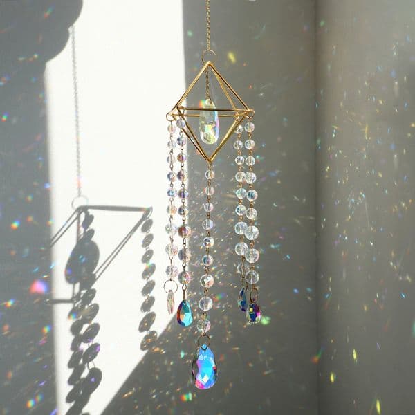 Garden Decorations Crystal Suncatcher Hanging Wind Chime Sun Catcher Chandelier Light Rainbow Prisms Window Yard Decoration 230422