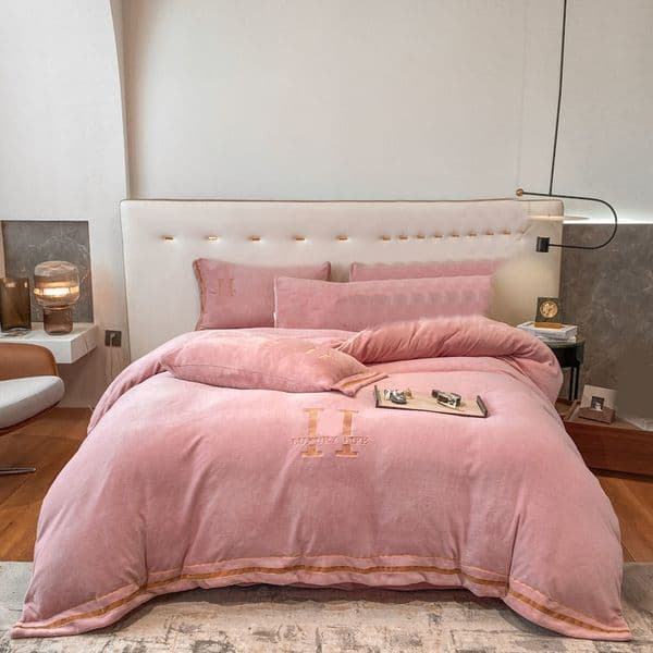 2026 New New Designer 4Pcs Set Comfortable Textile Household Items King Queen Size Room Decor Daily Furniture Necessary Western Style Beddin