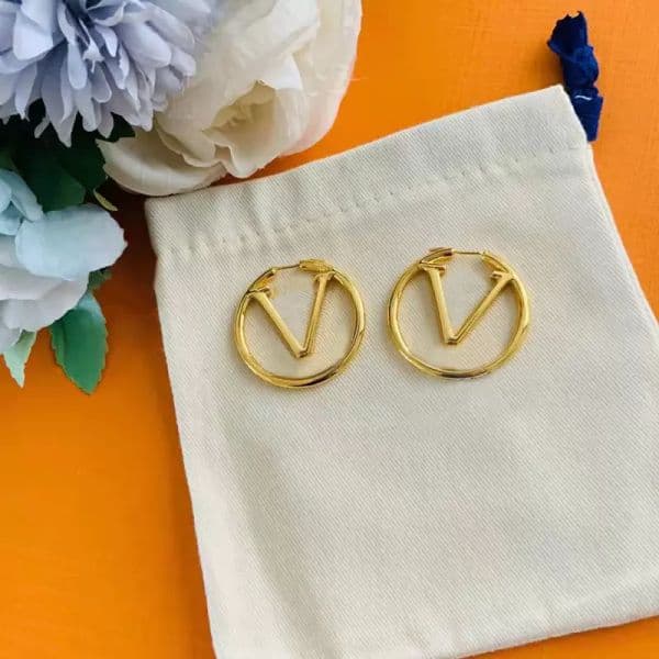 classic letter L hoop earring designer for woman earring huggie fashion earings Stainless steel non allergic non fading Wedding Christmas Holiday Gift