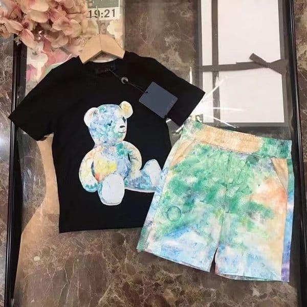 Fashion Luxury designer Clothing Sets kids T shirt Green letter bear camel monogrammed shortst British brand summer childrens treasures cotton two piece AAA