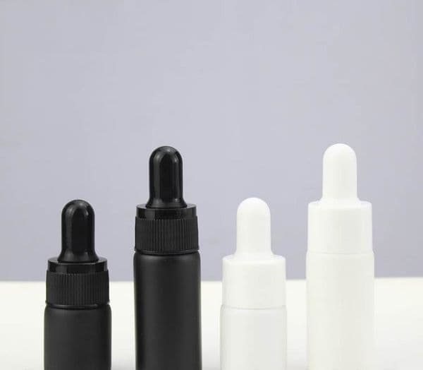 wholesale 5ml10ml mini dropper bottle matte black white essential oil glass bottles SN4801