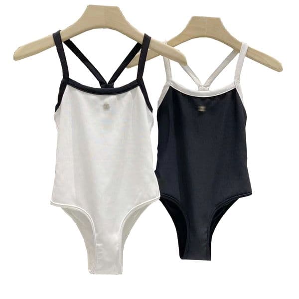 Women Swimwear Designer B Fashion Swimsuit Sexy Girls Bathing Suit Summer Swimwear Bikinis Set One-Piece Swim Clothing Swimming Bikini Bathers White Black