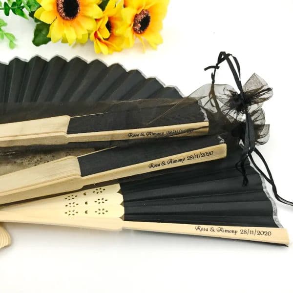 50PCS Personalization Wedding Favors Gift Fans Customized Hand Folding Fan in Organza Bag Summer Party Supplies