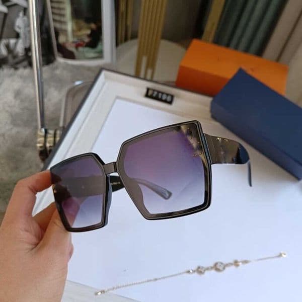 Sunglasses Luxury Designer Sunglasses Wholesale of Fashion Home Hot Net Red Large Frame Square Street Photo Mirror