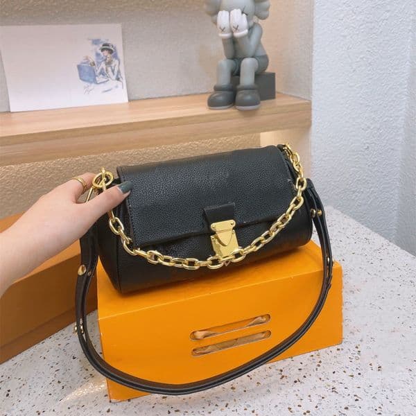 Fashion Croisette Shoulder Bag Madeleine Bb Luxury Handbag Purse Designer Real Leather Ladies Bag Embossed Printing Flowers Messenger Crossbody Bags Wallet Women