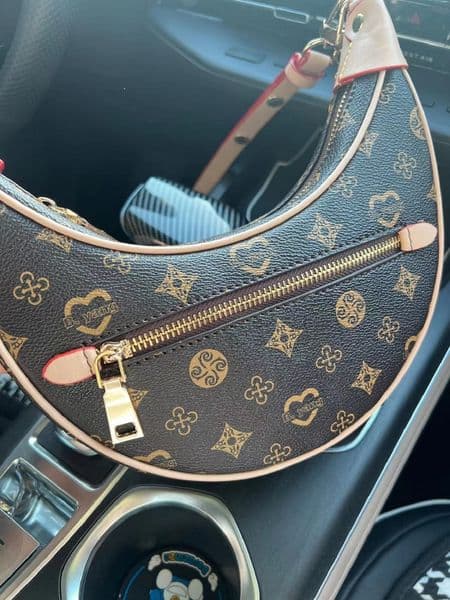 Women's Designer Handbag - Fashion Tote with Chain, Crossbody Function, Wallet & Backpack Options, Free Shipping