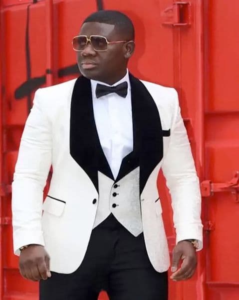 One Groom Tuxedos Button Ivory Shawl Lapel Best Man Groomsman Men Wedding Suits Bridegroom Jacket Pants Vest sman