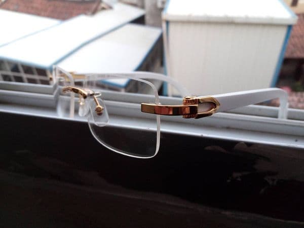 Buffs Man Glasses Designer Sunglasses for Woman Rimless Buffalo Horn Glasses Mens C Decor Frame Sunglass Transparent Square Shade Women Vintage Eyewear Eyeglasses