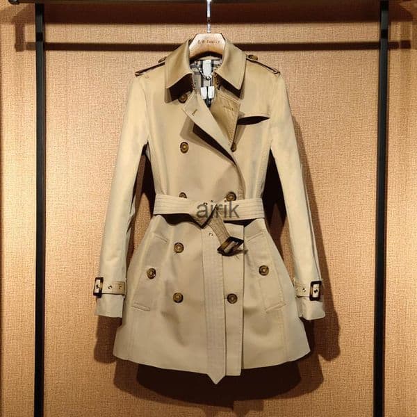Women's Trench Coats Luxury Womens Trench Coats 2023 Spring And Autumn British Windbreaker Medium Short Show Thin Small Fashion Coat