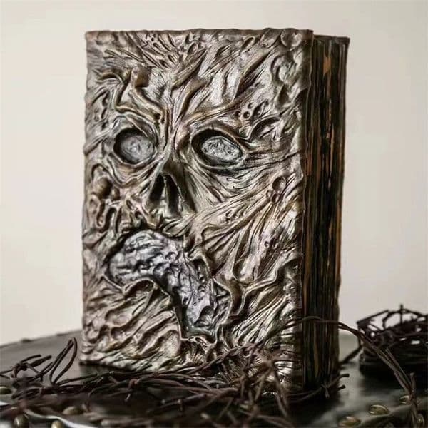 Necronomicon Dark Magic Prop Demon Evil Dead Summon Book Altar Ceremony Living Room Decor Desktop Halloween Decoration 220811