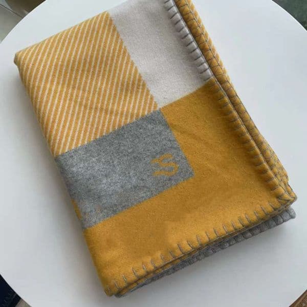 Yellow Blanket and Cushions 90%Wool 10%cashmere H Blanket cushion 50&50cm Thick Home Sofa Blanket Big Size 135&170CM