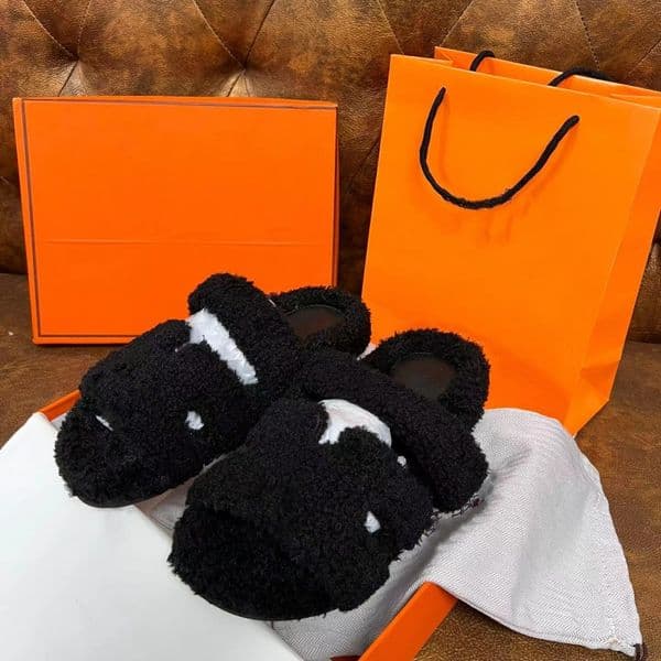 Orange Designer Slippers Women Lamb Wool Slides New Fashion Fur Platform Shoes Luxury Brand Winter Warm Soft Open Toe Outdoor One Strap Flat Heel Fluffy Plush 36-41
