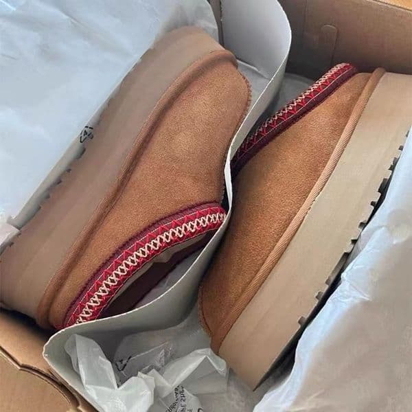 New Australia Designer Boots Fur Slides Classic Ultra Mini Tazz Suede Platform Snow Boot Womens Slipper Chestnut Sheepskin Shearling Winter Ankle Booties