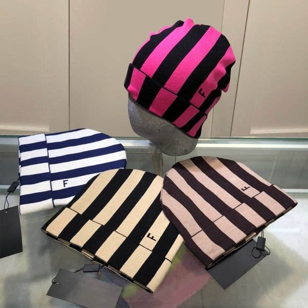 Fashion Striped Knitted Hat Warm Beanie Designer Breathable Hats for Man Woman 4 Color