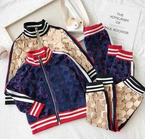 Kids Clothing set Sets New Luxury Print Tracksuits Fashion Letter Jackets Casual Sports Style Sweatshirt Boys Clothe