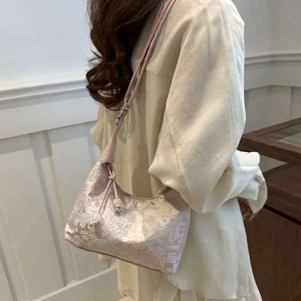 Sweet Embroidery Shoulder Bag Nylon Texture Pearl Pendant Crossbody Bag Small Bucket Handbag Women Girl 250901BJ