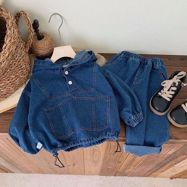 Childrens clothing Spring and Autumn boys denim hooded sweatshirt womens Baoyang solid color long sleeved top pants set 250901