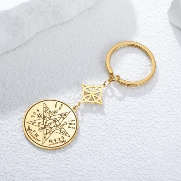 Teamer Double Amulet Witch Knot Pentagram Tetragrammaton Keychain Stainless Steel Fashion Jewelry Wholesale Birthday Gift