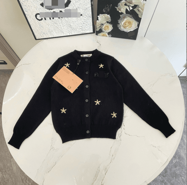 2026 New Kids Children Clothing And Girls Pullover Sweater Boys Jacket Thick Clothes Autumn Winter Designer
